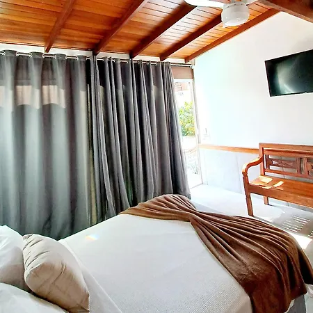 Suites Estou De Ferias Paraty Room photo